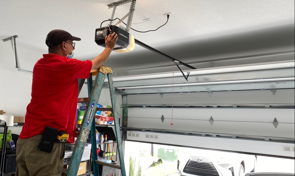Why Professional Garage Door Opener Repair is a Must